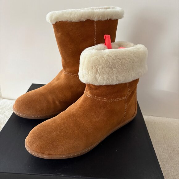 J Crew Short Alpine Boots, Shearling-lined Suede, Sz 8 - Picture 8 of 15